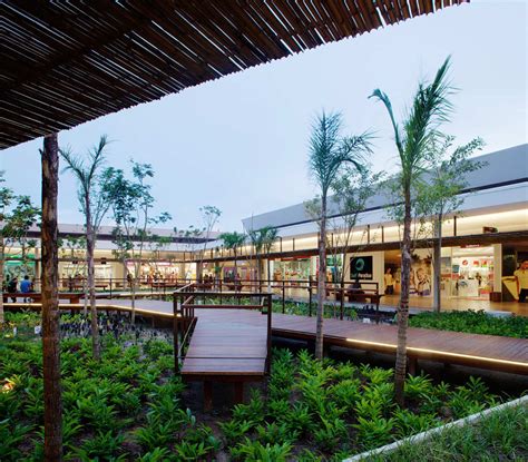Serramar Parque Shopping – aflalo/gasperini architects.